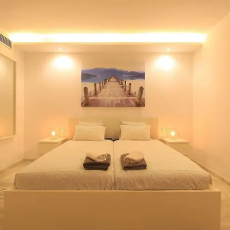 Modern Penthouse מארבלה