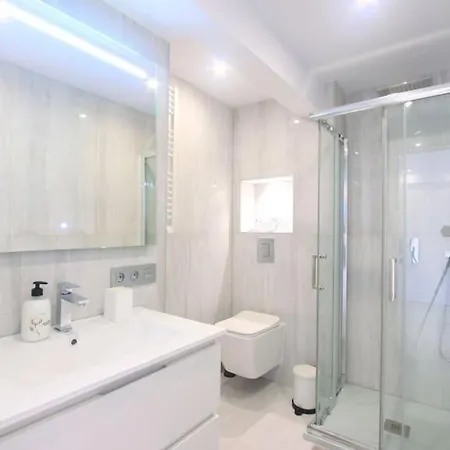 Modern Penthouse מארבלה