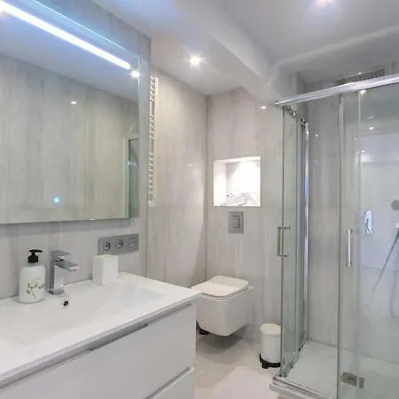 Modern Penthouse * מארבלה