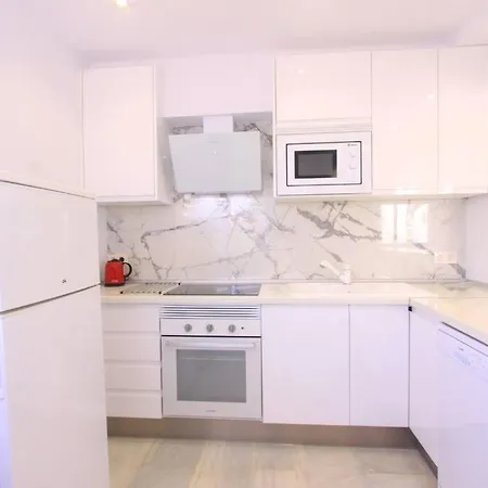 Modern Penthouse דירה מארבלה